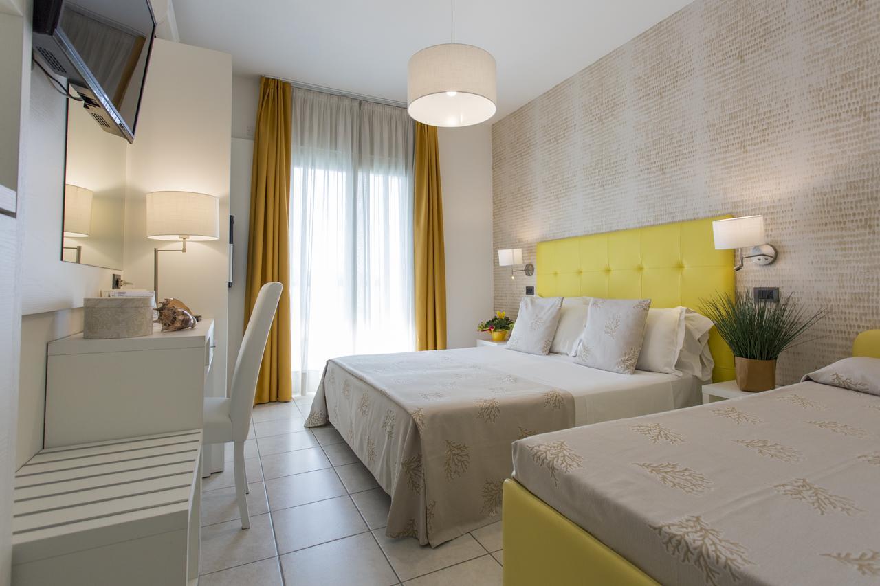 Quadruple Room Beach