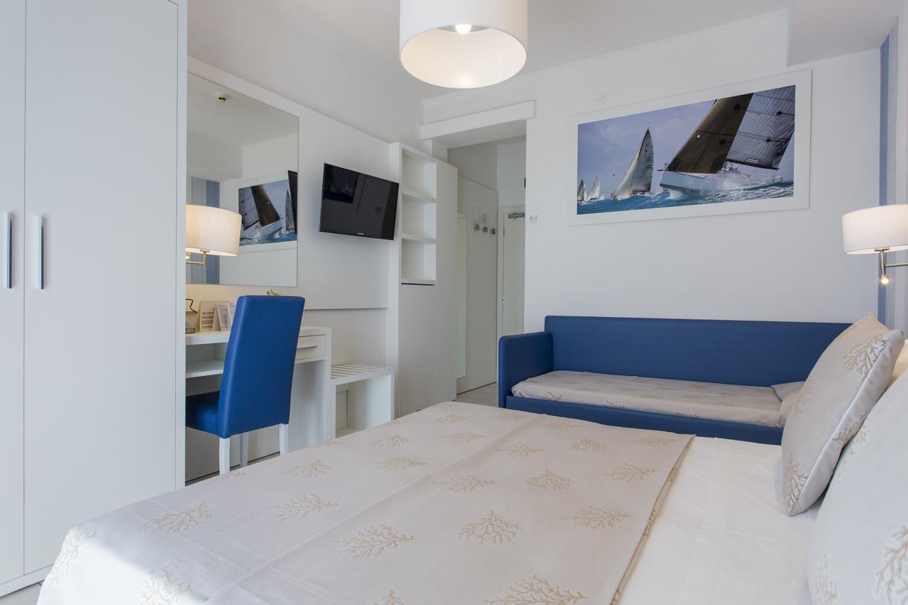 Quadruple Room Beach